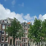 Singel 4* Amsterdam