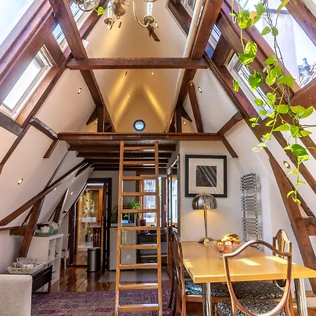 Singel Bed & Breakfast