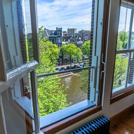 Bed & Breakfast Singel 4*