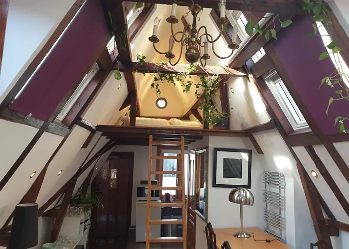 Couette-café Singel 4*