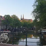 Singel 4* Amsterdam